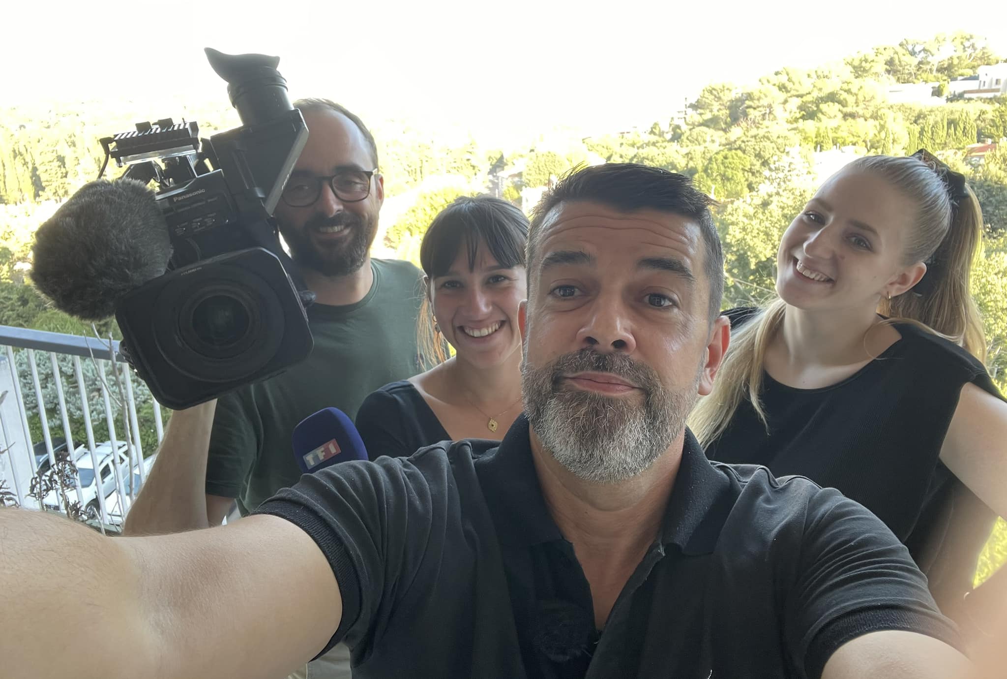 Reportage de TF1 sur l'agence Extern'Market sur la gestion des fiches Google My Business